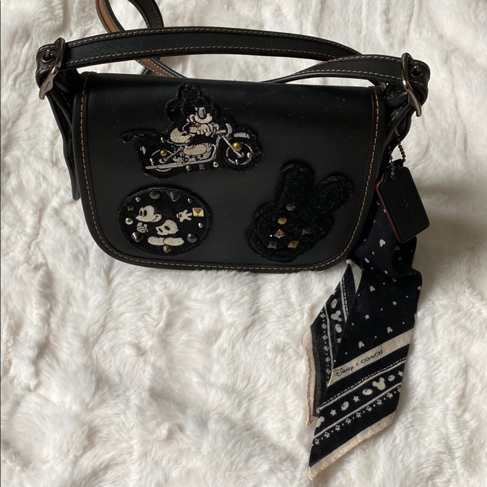 Disney × COACH Black Leather Shoulder/Crossbody Patticia Bag